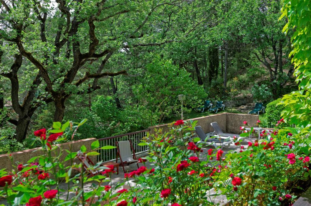 Villa Borghese, The Originals Relais Gréoux-les-Bains Exteriér fotografie